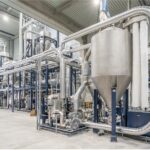 Linea di produzione industriale sottoposta a verifica tecnica